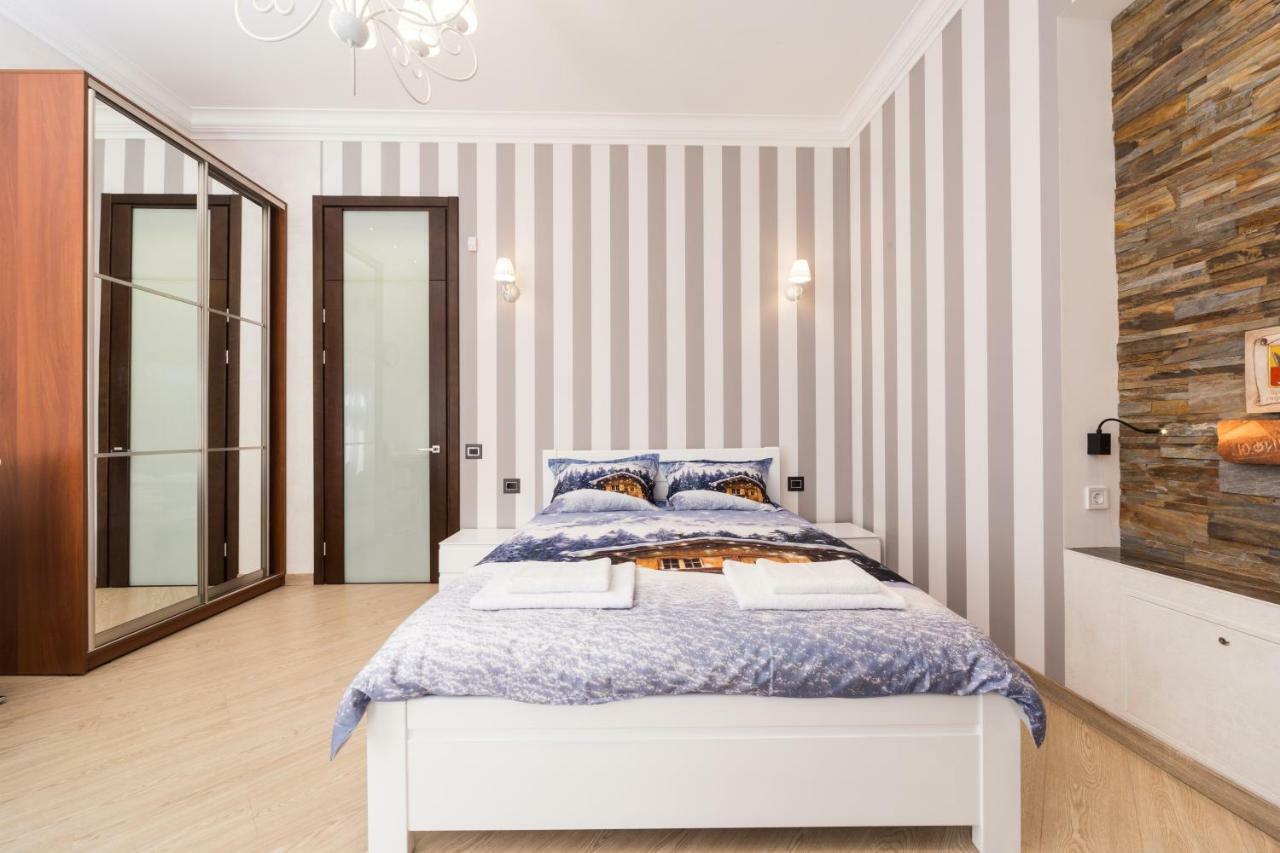 Apartamenty na Sofievskoy Oldenburg Bagian luar foto